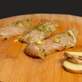 Παραφιλέτο κοτόπουλο με μαϊντανό, βασιλικό και τζίντζερ
