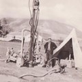 Γεώτρηση το 1958 στο Κορωπί από τον ιδρυτή, Αθανάσιο Δήμα