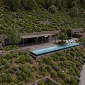 Κατασκευή τριών υπόσκαφων κατοικιών με πισίνες στον Λειψόπυργο Λευκάδας
