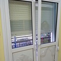 Μπαλκονόπορτα αλουμινίου με ρολό