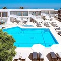 Lavris Hotel