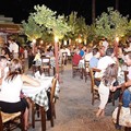 Εξωτερικός χώρος εστιατορίου Πετούσης