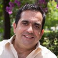 Ο ιατρός περιοδοντολόγος Πούλιος Ανάργυρος