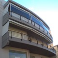 Vertical gelatin awnings