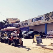 FAMOZO CAR RENTAL: Φωτογραφίες