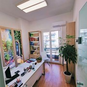 customer.pip_photo4_desc_descr