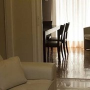 Η αίθουσα αναμονής του συμβολαιογραφείου