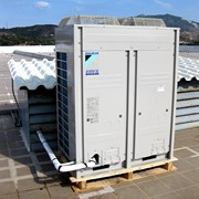 Installation of type VRV central air conditioning system