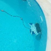Automatic pool robot cleaning