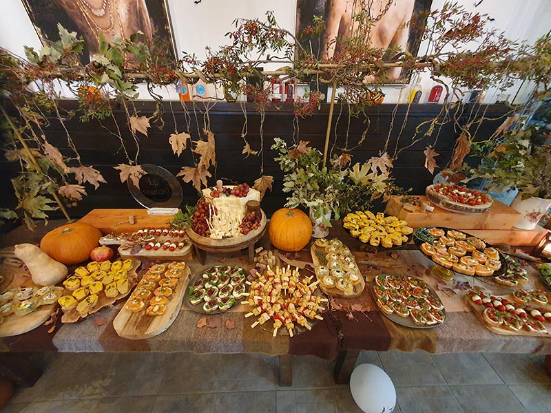 4 SEASONS CATERING RHODES: Φωτογραφίες & Βίντεο