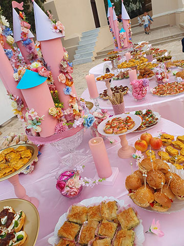 4 SEASONS CATERING RHODES: Φωτογραφίες & Βίντεο