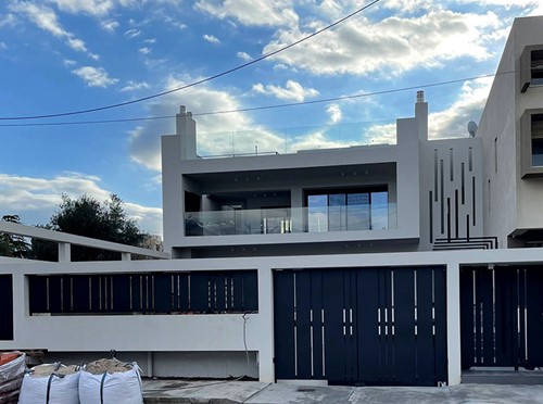 Διπλοκατοικία στις Αδάμες Κηφισιάς