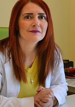 Η Χειρουργός Γυναικολόγος - Μαιευτήρας Δήμητρα Μάντζου