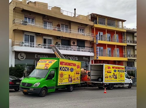 Ειδικά οχήματα μετακομίσεων κλειστού τύπου διαφόρων μεγεθών
