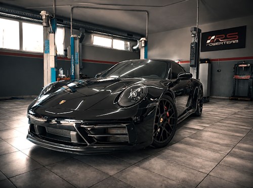 PORCHE GT4 RS Powerteam