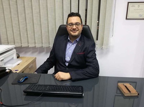 Ο χειρουργός ωτορινολαρυγγολόγος Dr Ιωάννης Χρ. Βασιλειάδης, MD, PhD
