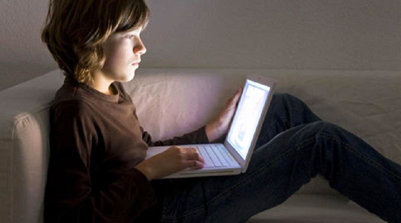 Teen Problems - Drugs - Internet