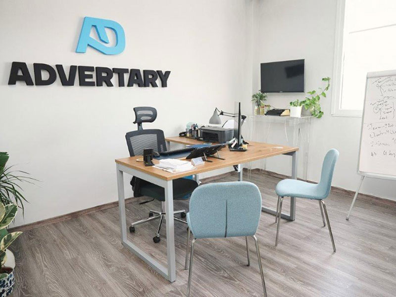 ADVERTARY: Φωτογραφίες & Βίντεο