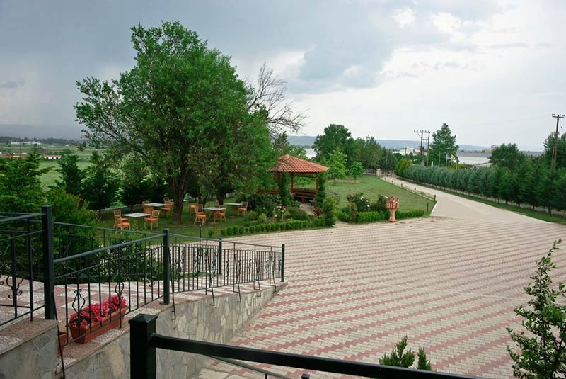 AGIOS GEORGIOS MONADES FRONTIDAS ILIKIOMENON: Φωτογραφίες & Βίντεο