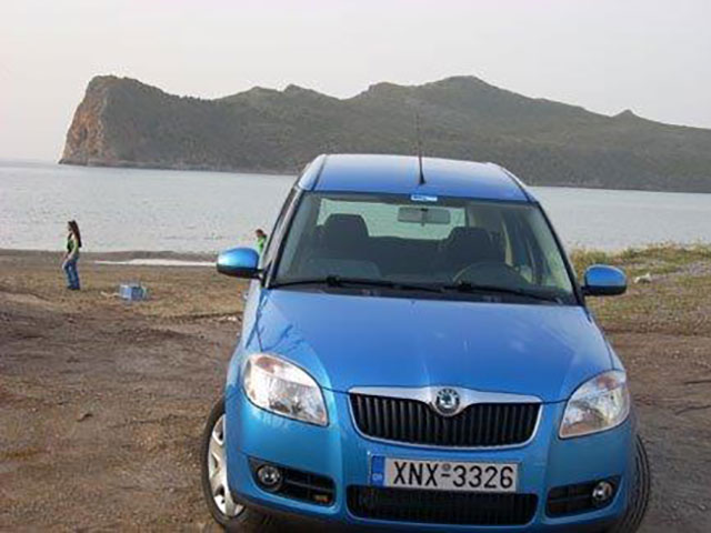 AKALLIS RENT A CAR: Φωτογραφίες & Βίντεο