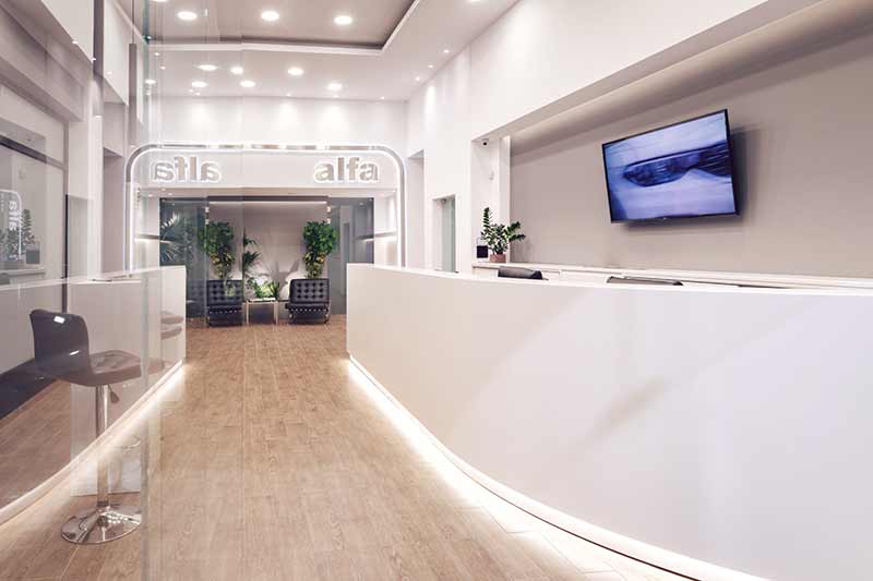 ALFA AUTO RENT A CAR: Φωτογραφίες & Βίντεο
