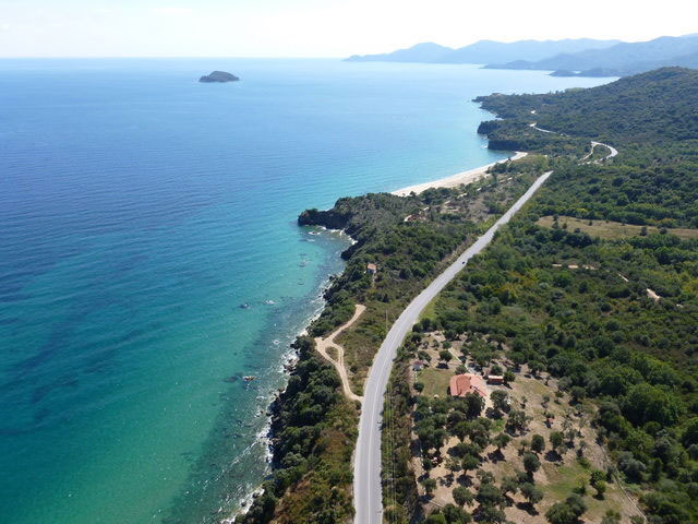 Παραθαλάσσια αγροτεμάχια