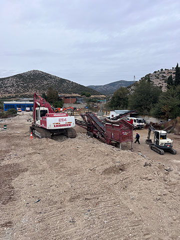 ΑΝΑΝΙΑΔΗΣ ΑΛΕΞΑΝΔΡΟΣ: Φωτογραφίες & Βίντεο