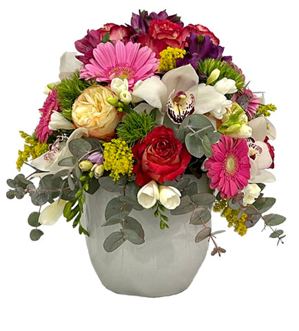 Arrangement in ceramic