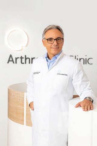 ARTHROHEAL CLINIC - ΓΚΟΥΔΕΛΗΣ ΓΕΩΡΓΙΟΣ MD PhD: Φωτογραφίες & Βίντεο