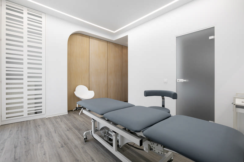 ARTHROHEAL CLINIC - ΓΚΟΥΔΕΛΗΣ ΓΕΩΡΓΙΟΣ MD PhD: Φωτογραφίες & Βίντεο