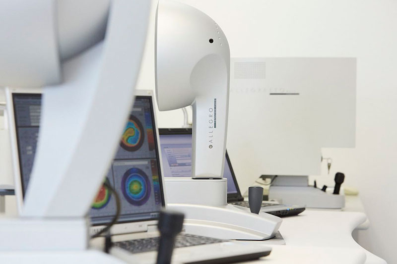 ΑΘΗΝΑΪΚΟ ΔΙΑΘΛΑΣΤΙΚΟ LASER: Φωτογραφίες & Βίντεο