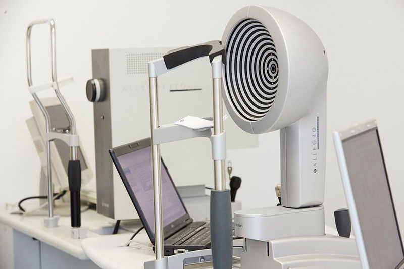 ΑΘΗΝΑΪΚΟ ΔΙΑΘΛΑΣΤΙΚΟ LASER: Φωτογραφίες & Βίντεο
