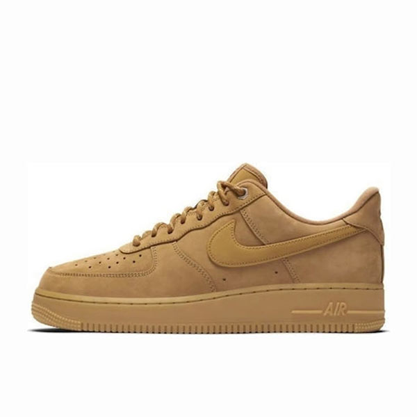 ATLETICA SNEAKER STORE: Φωτογραφίες & Βίντεο