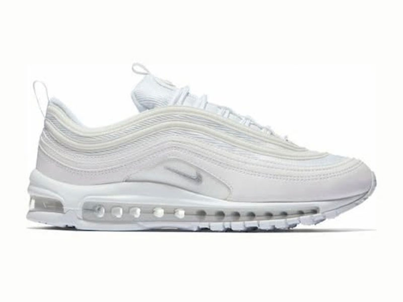 ATLETICA SNEAKER STORE: Φωτογραφίες & Βίντεο