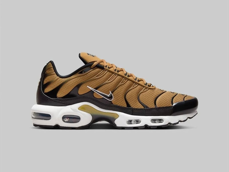 ATLETICA SNEAKER STORE: Φωτογραφίες & Βίντεο