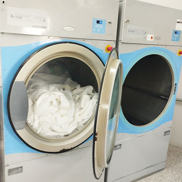 ATTICA CLEAN LAUNDRY: Φωτογραφίες & Βίντεο