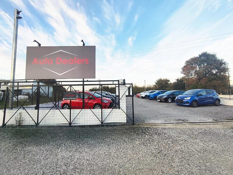 AUTO DEALERS: Φωτογραφίες & Βίντεο