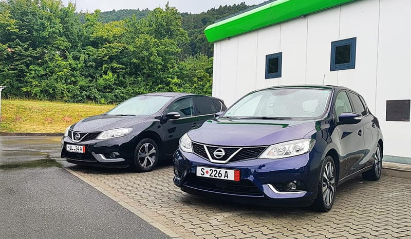 AUTO DEALERS: Φωτογραφίες & Βίντεο