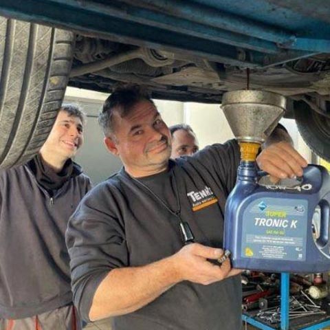 AUTO GAS TENIS - VAVATSIS EVRYSTHENIS: Φωτογραφίες & Βίντεο