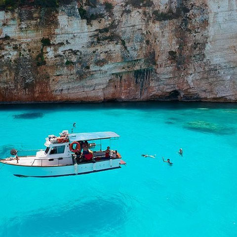 AVGERINOS TRAVEL EXPERIENCE: Φωτογραφίες & Βίντεο
