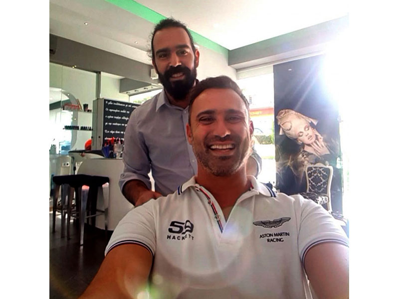 BEAUTY BAR BY NIKOS SLIAKAS HAIR EXPERT: Φωτογραφίες & Βίντεο