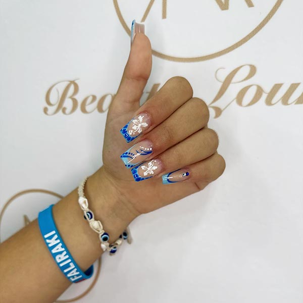 BEAUTY LOUNGE BY NIKOLAS & ATHINA: Φωτογραφίες & Βίντεο