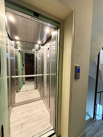 BIBIKAS ELEVATORS - BIMPIKAS IKE: Φωτογραφίες & Βίντεο