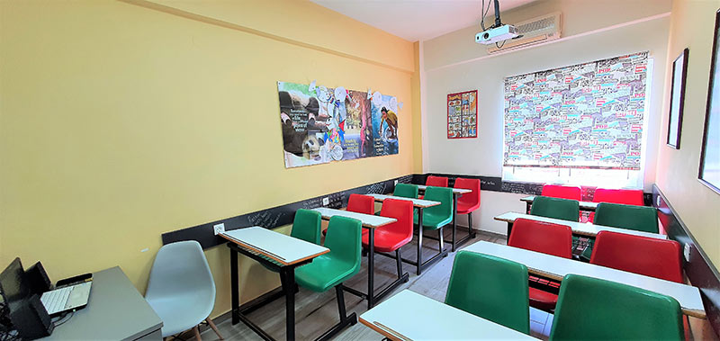 BIRAKI LANGUAGE ACADEMY: Φωτογραφίες & Βίντεο