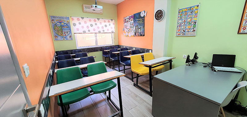 BIRAKI LANGUAGE ACADEMY: Φωτογραφίες & Βίντεο