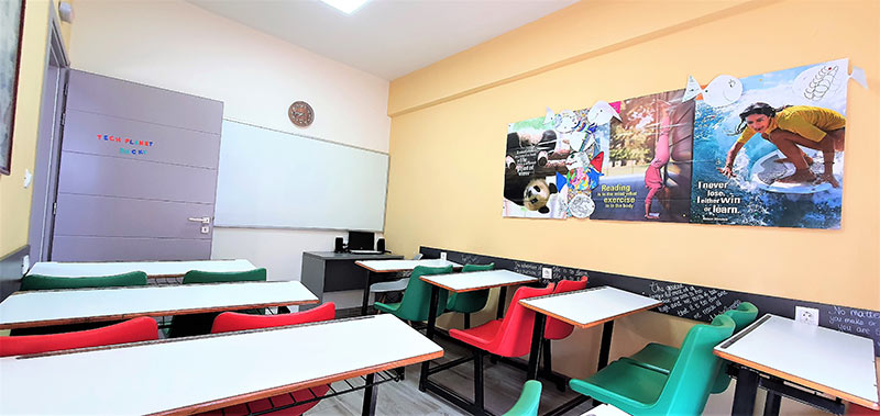 BIRAKI LANGUAGE ACADEMY: Φωτογραφίες & Βίντεο