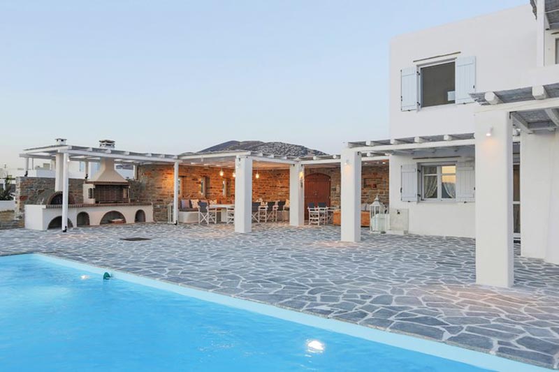 BLEND IN BLUE - PROPERTY & VACATION RENTAL MANAGEMENT by FLORA KOUKLI: Φωτογραφίες & Βίντεο