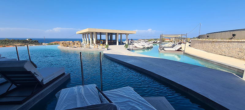 BLUE WATER POOLS: Φωτογραφίες & Βίντεο