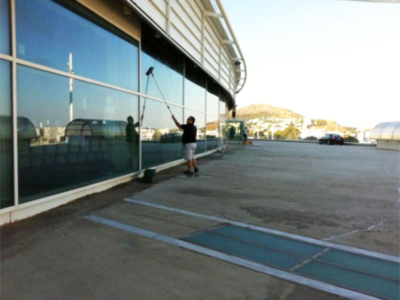 BRIGHT LIGHT CLEANING SERVICES: Φωτογραφίες & Βίντεο