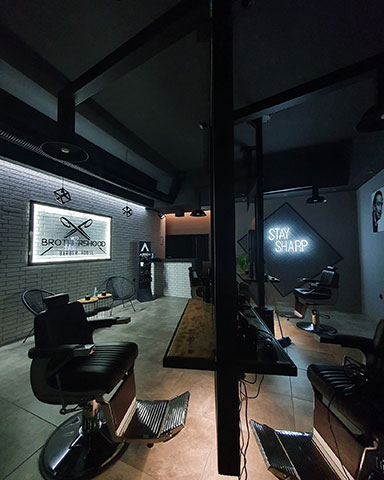 BROTHERSHOOD BARBER HOUSE: Φωτογραφίες & Βίντεο